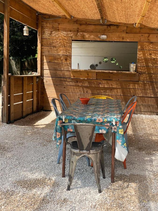 Chambre D'Hotes Les Cypres De L'Ile Αβινιόν Εξωτερικό φωτογραφία